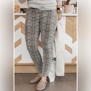 Blank NYC Reade Cropped Snake Print Pants - Gray and Cream